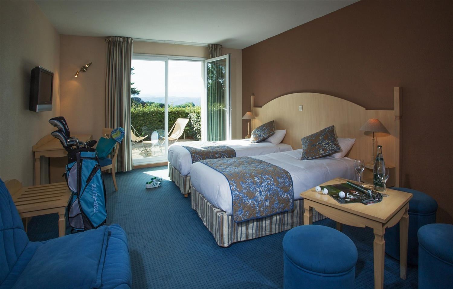 Best Western Golf D'Albon Esterno foto