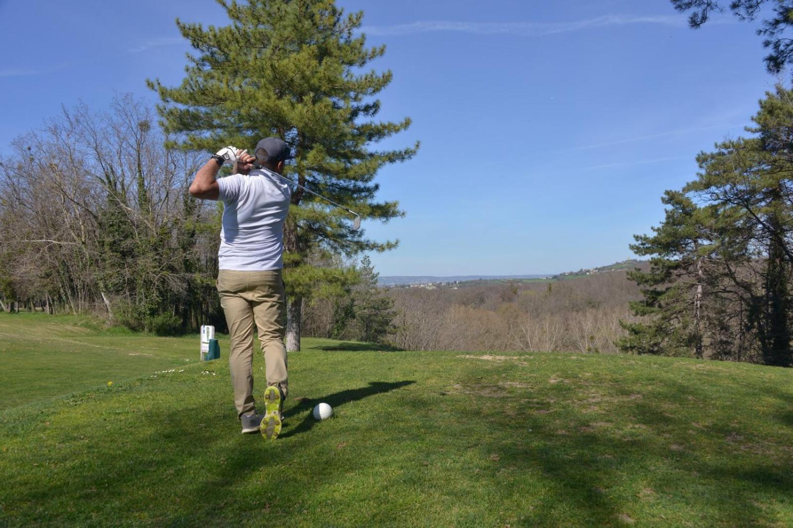 Best Western Golf D'Albon Esterno foto