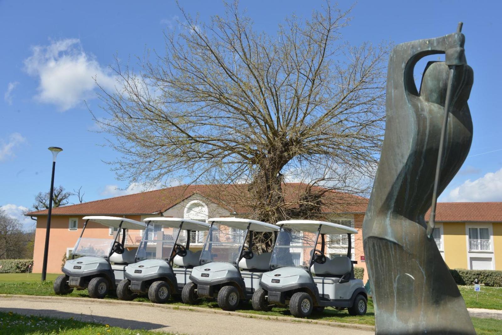 Best Western Golf D'Albon Esterno foto