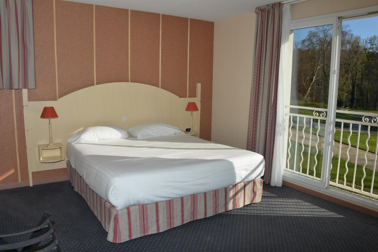 Best Western Golf D'Albon Esterno foto