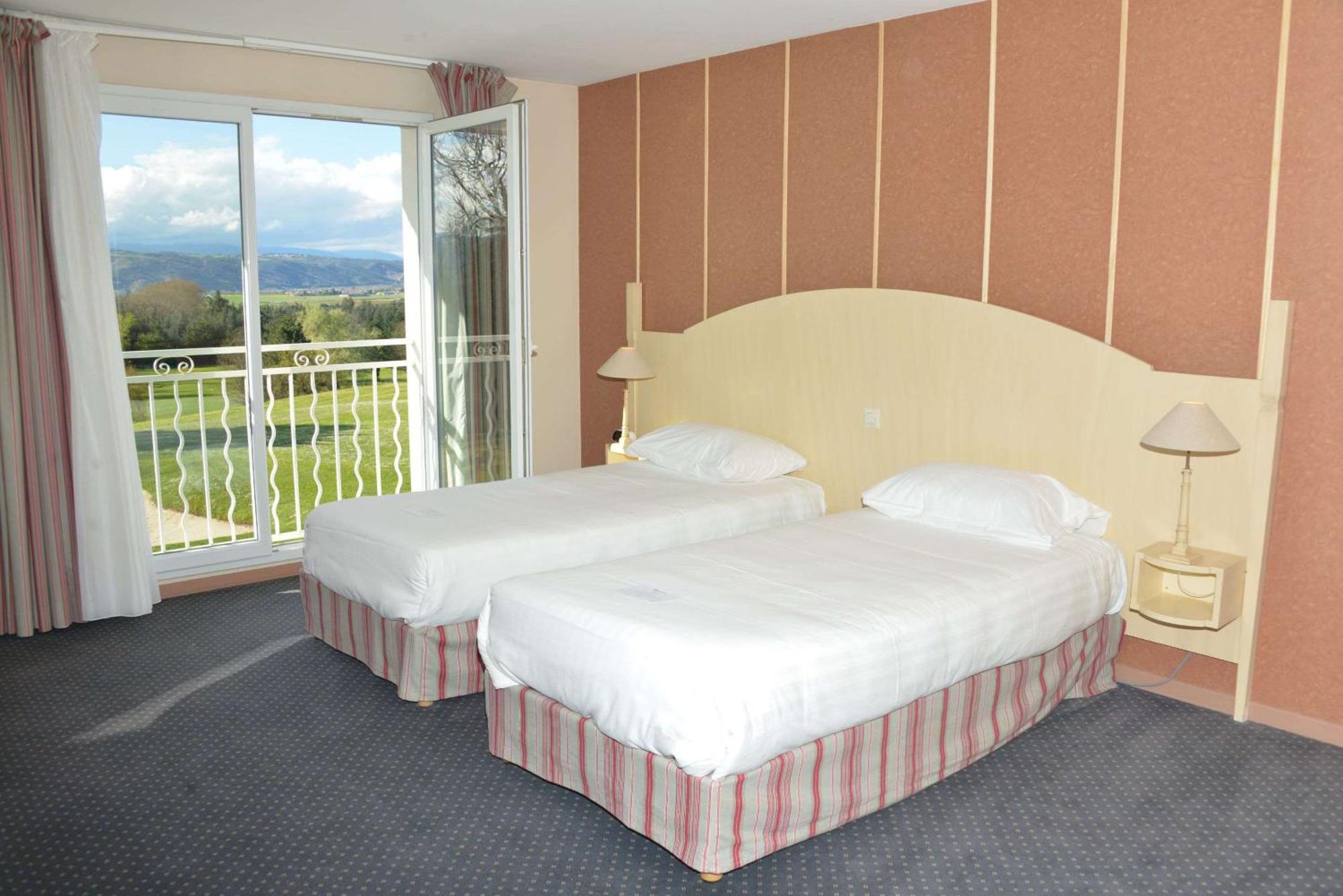 Best Western Golf D'Albon Esterno foto